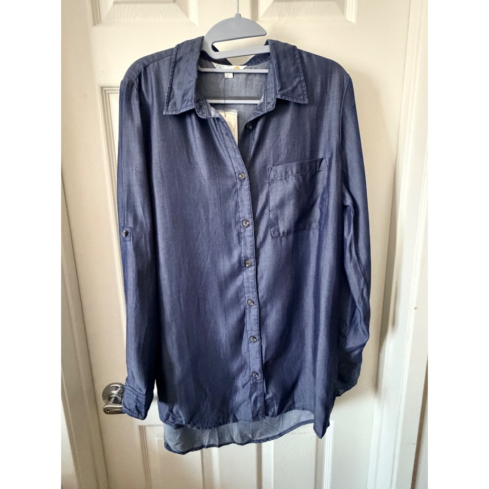 C&C California Womens Blue Chambray Button Down Shirt Roll Tab Sleeve T031501 M